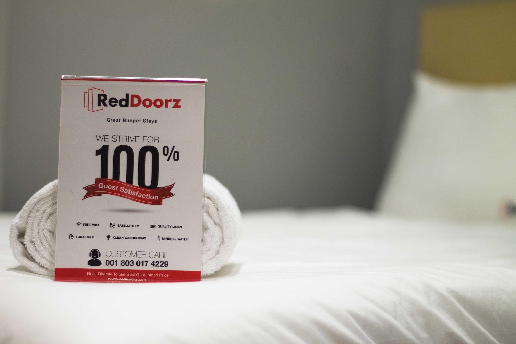 Reddoorz Plus @ Setiabudi Tengah Dżakarta Zewnętrze zdjęcie